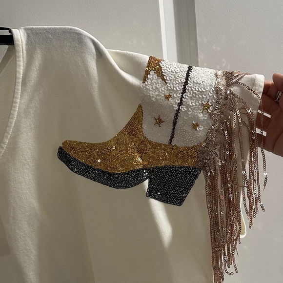Cream Top with Fringe and Sequin Cowboy Boot Details - Picture 2 of 6